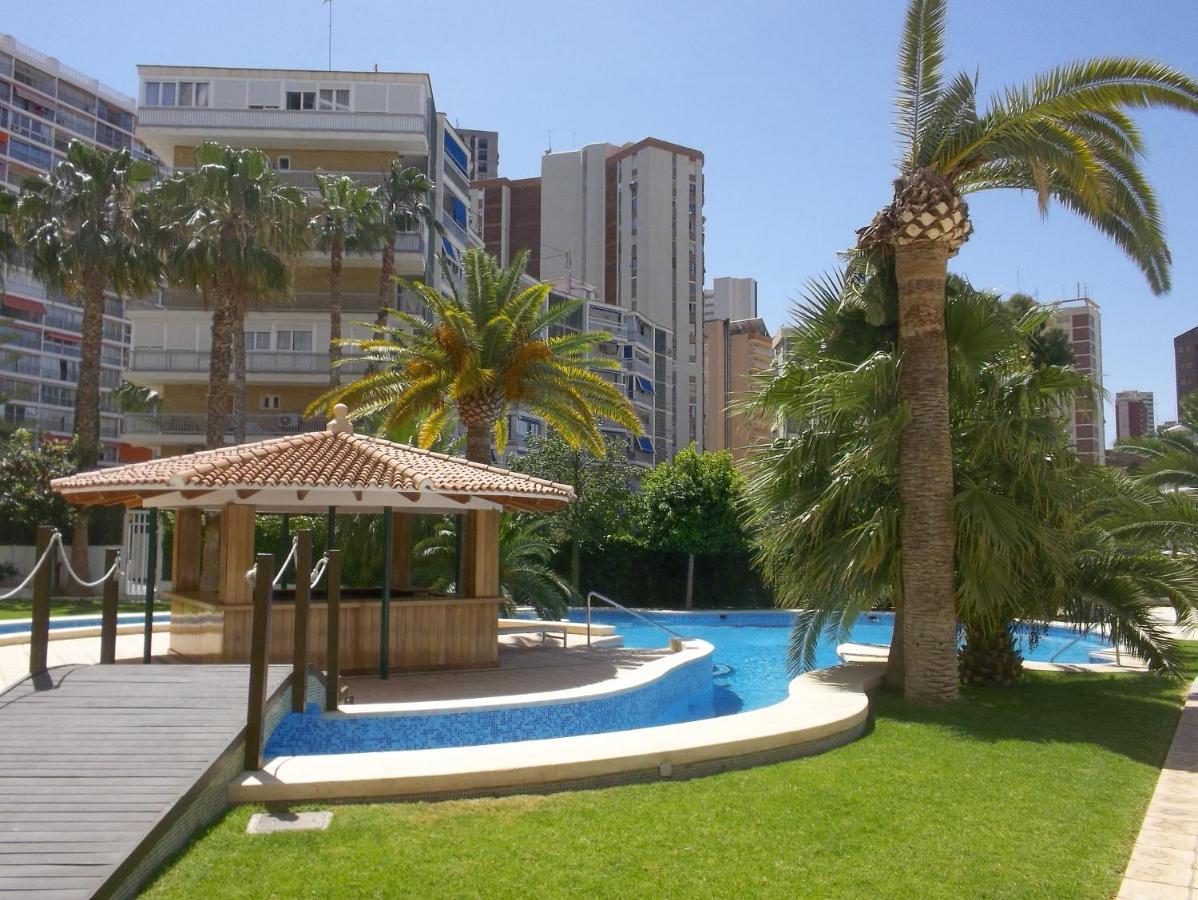 Capri-Turis Luxe Apartamentos ベニドルム エクステリア 写真